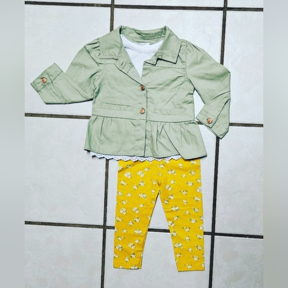 Tahari Girl 3-PC Outfit Set Size 24 Months - Picture 1 of 8